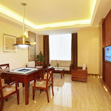 Eurasia Convention International Hotel Wuhan Eksteriør billede