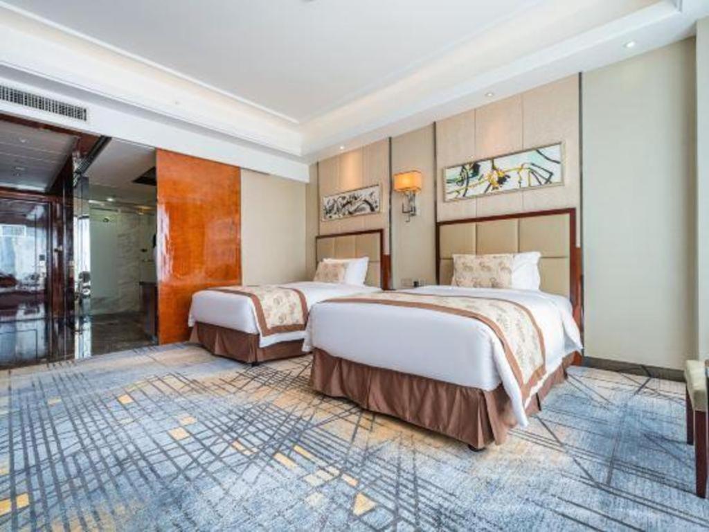 Eurasia Convention International Hotel Wuhan Eksteriør billede