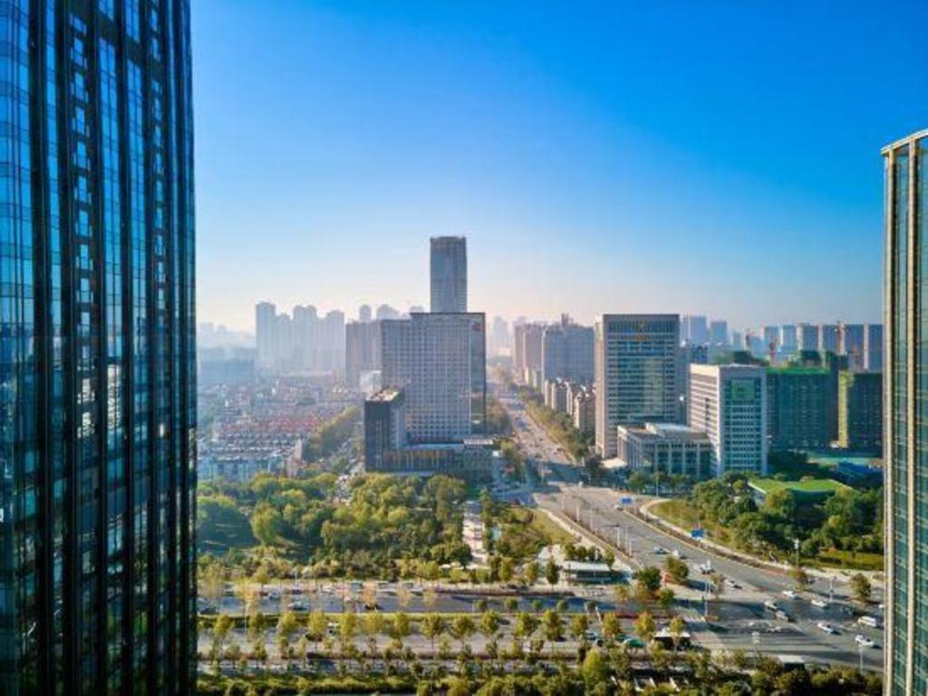 Eurasia Convention International Hotel Wuhan Eksteriør billede